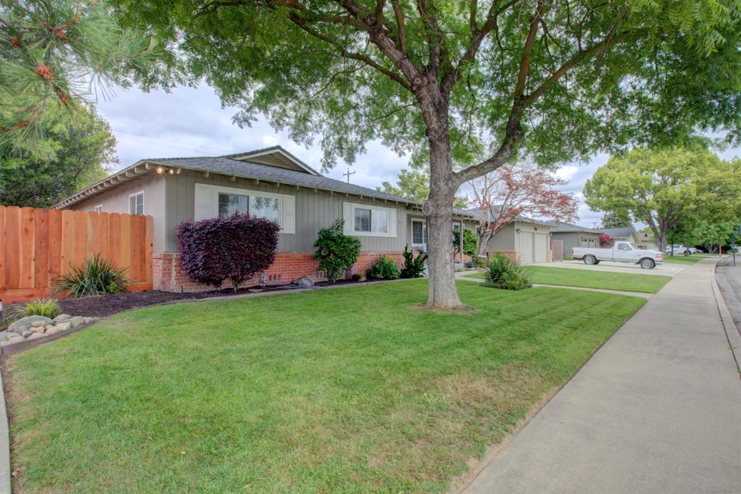 605 Camellia St, Turlock, CA 95380