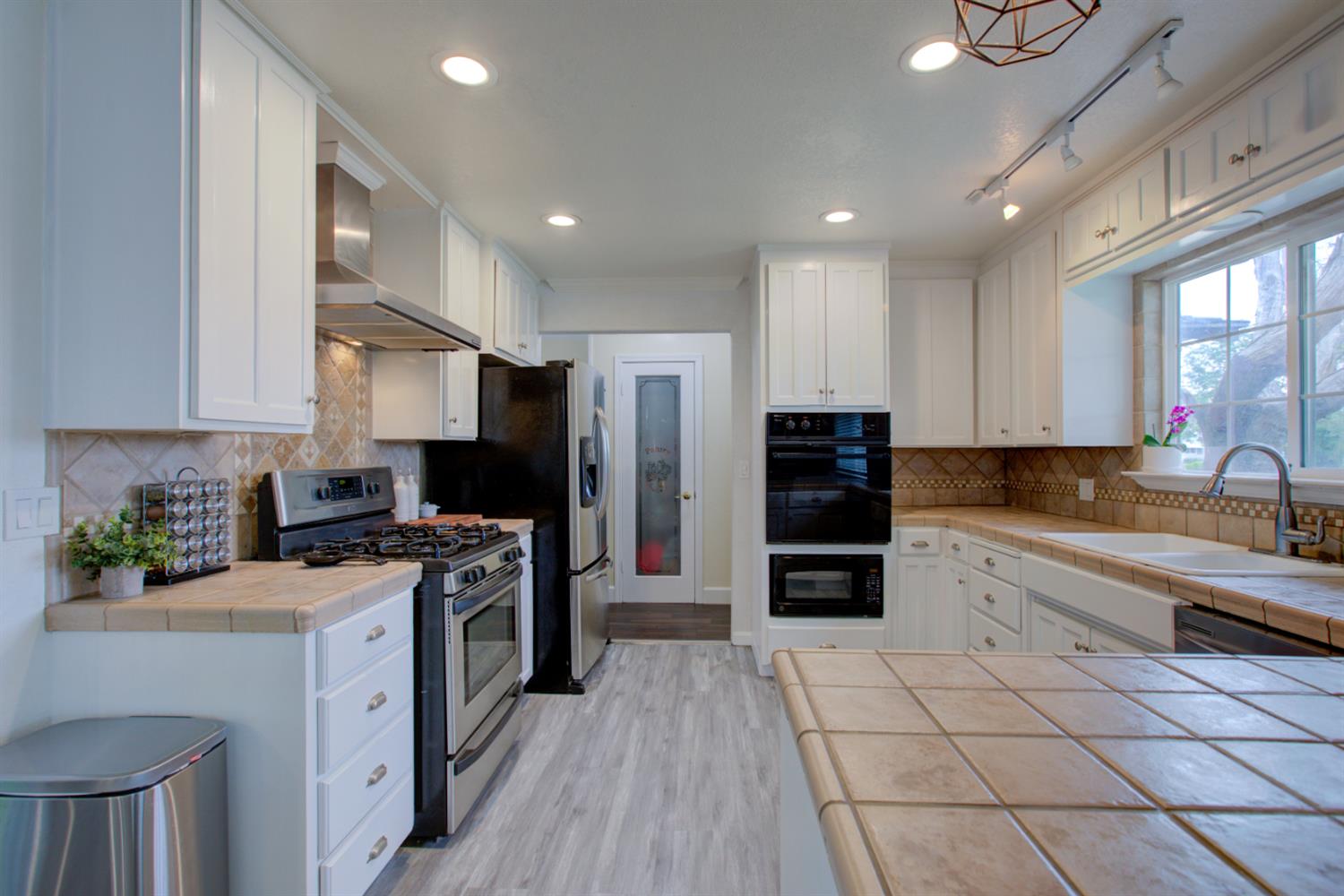 605 Camellia St, Turlock, CA 95380