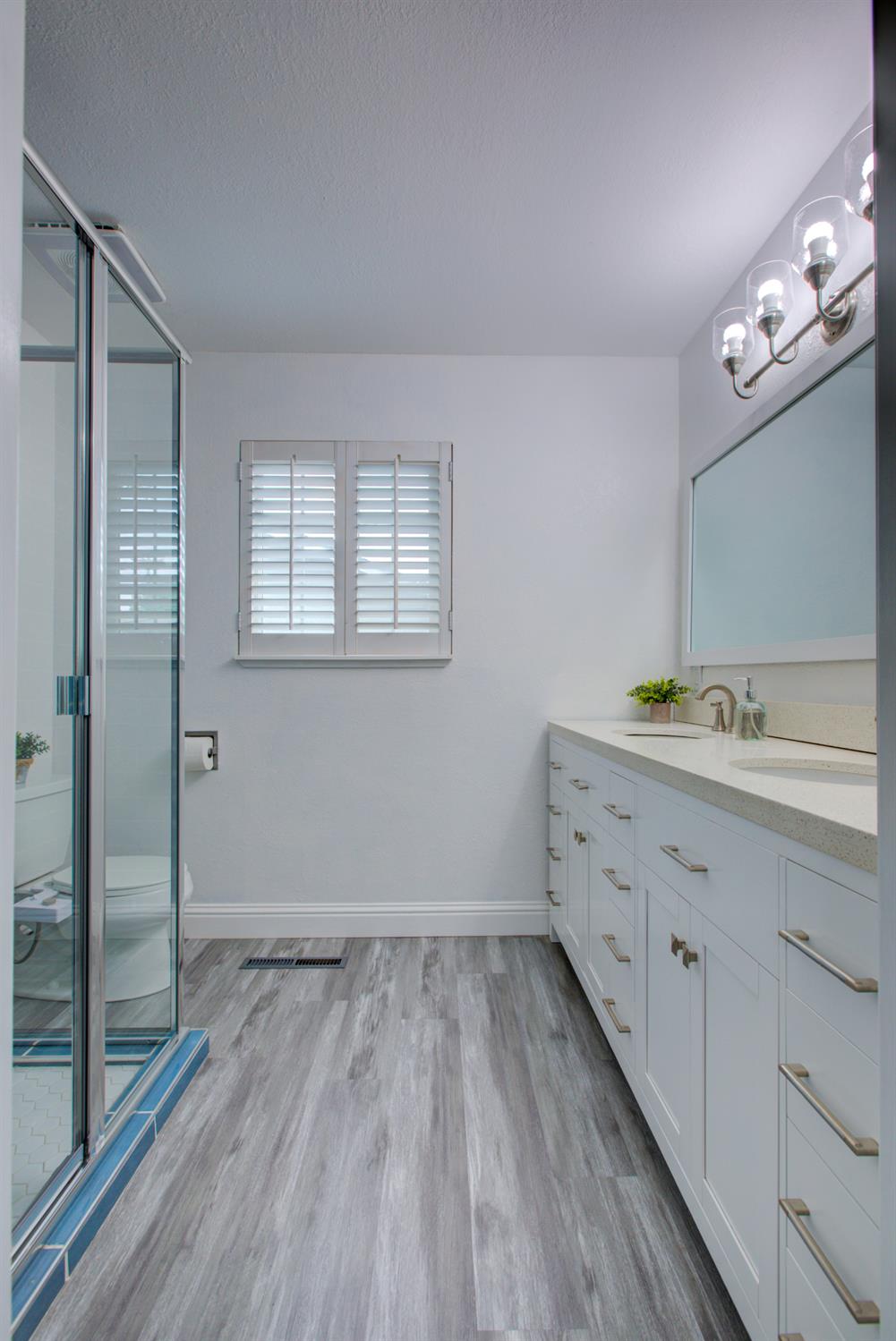605 Camellia St, Turlock, CA 95380