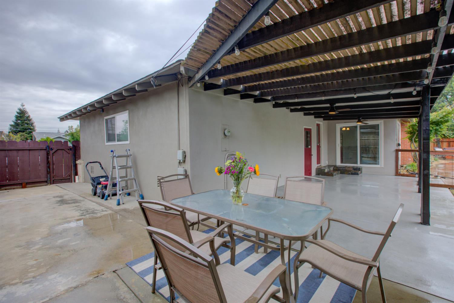 605 Camellia St, Turlock, CA 95380