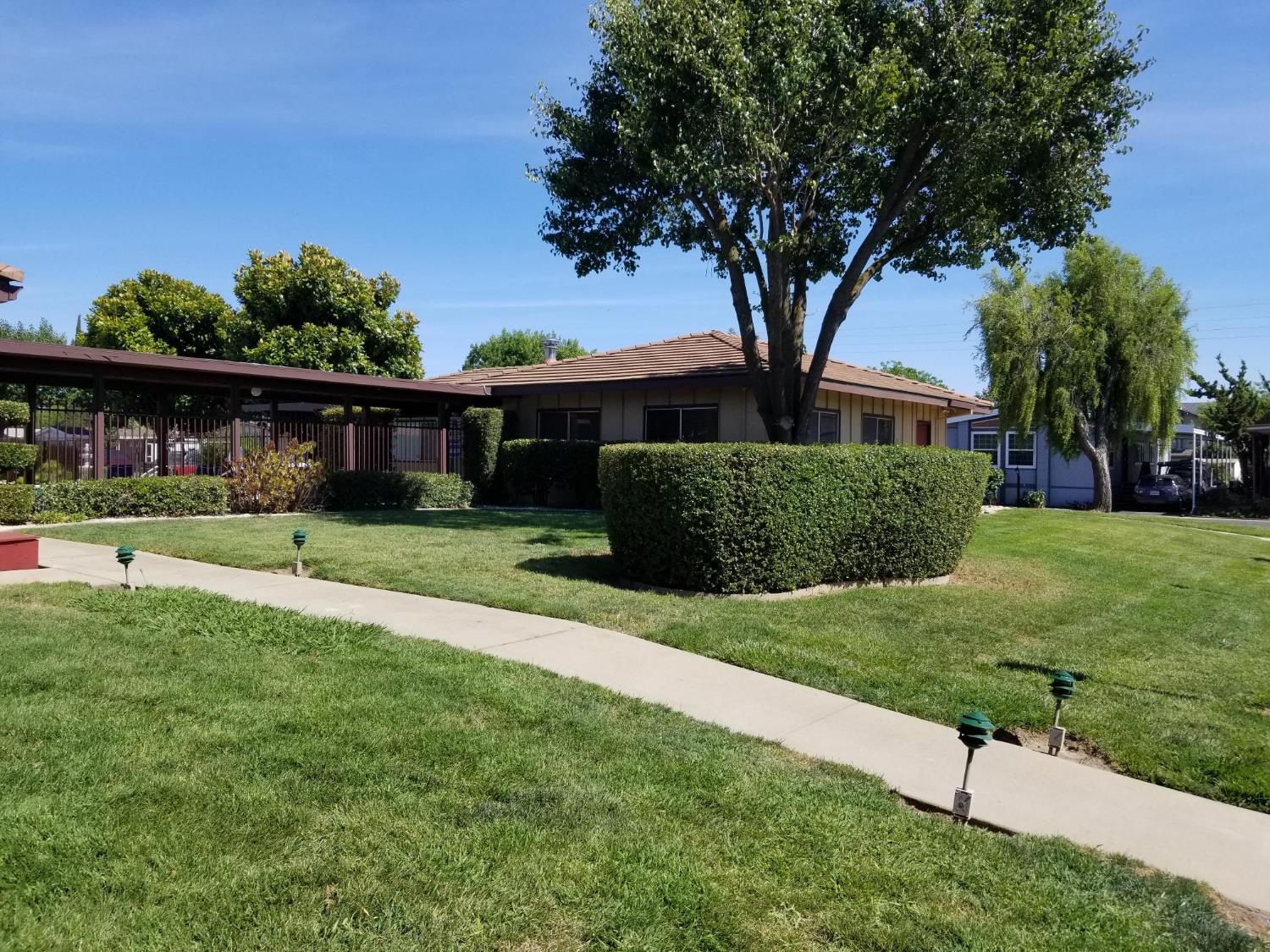 158 Clipper Ln #158, Modesto, CA 95356