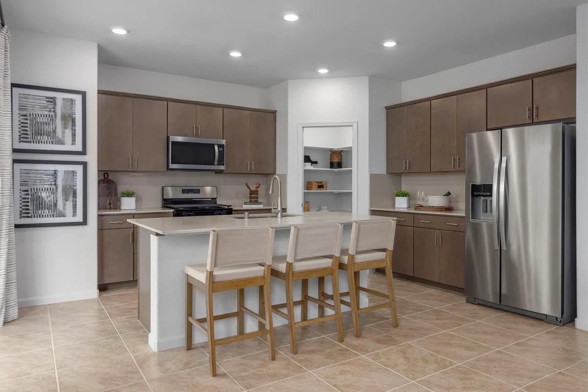 1701 Apiary Way, Hughson, CA 95326