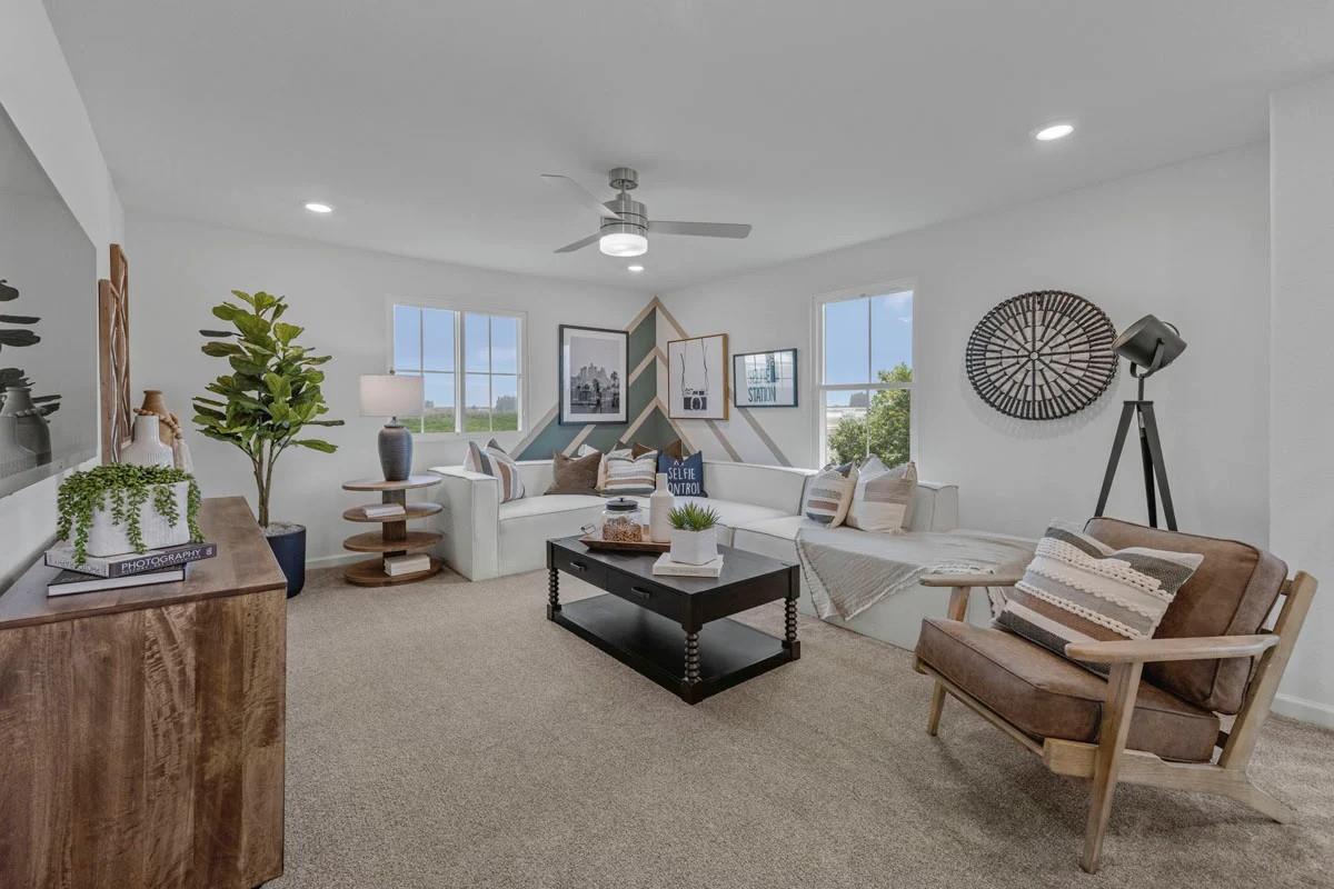 1701 Apiary Way, Hughson, CA 95326