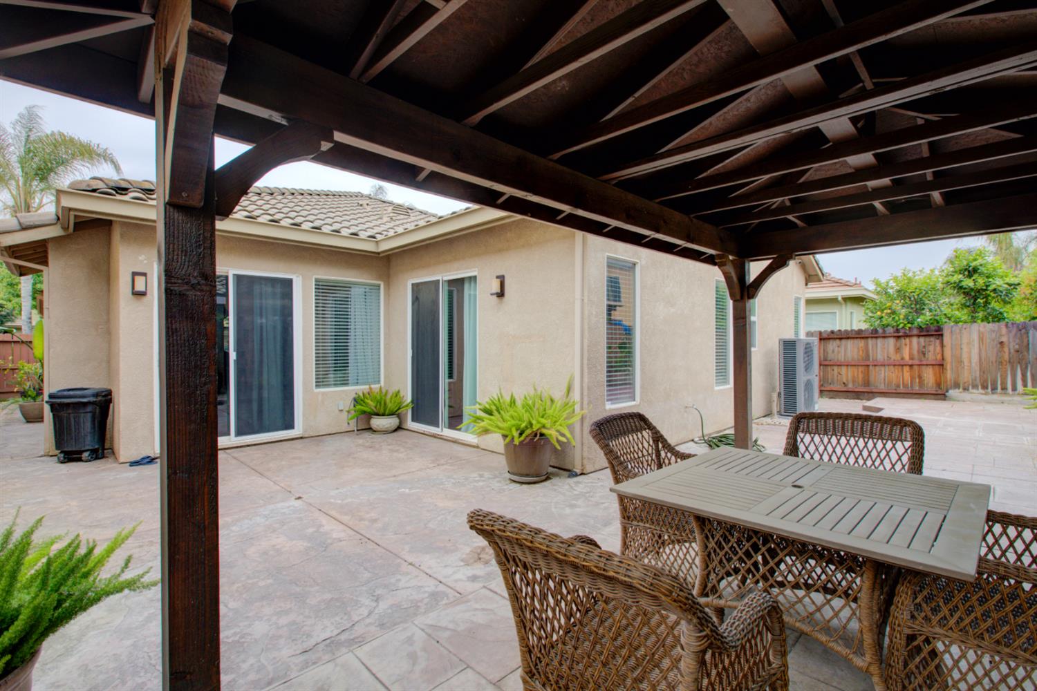 5214 Harness Ct, Riverbank, CA 95367