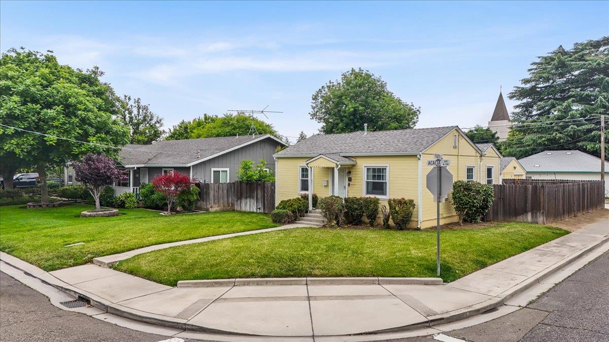 505 S Acacia Ave, Ripon, CA 95366