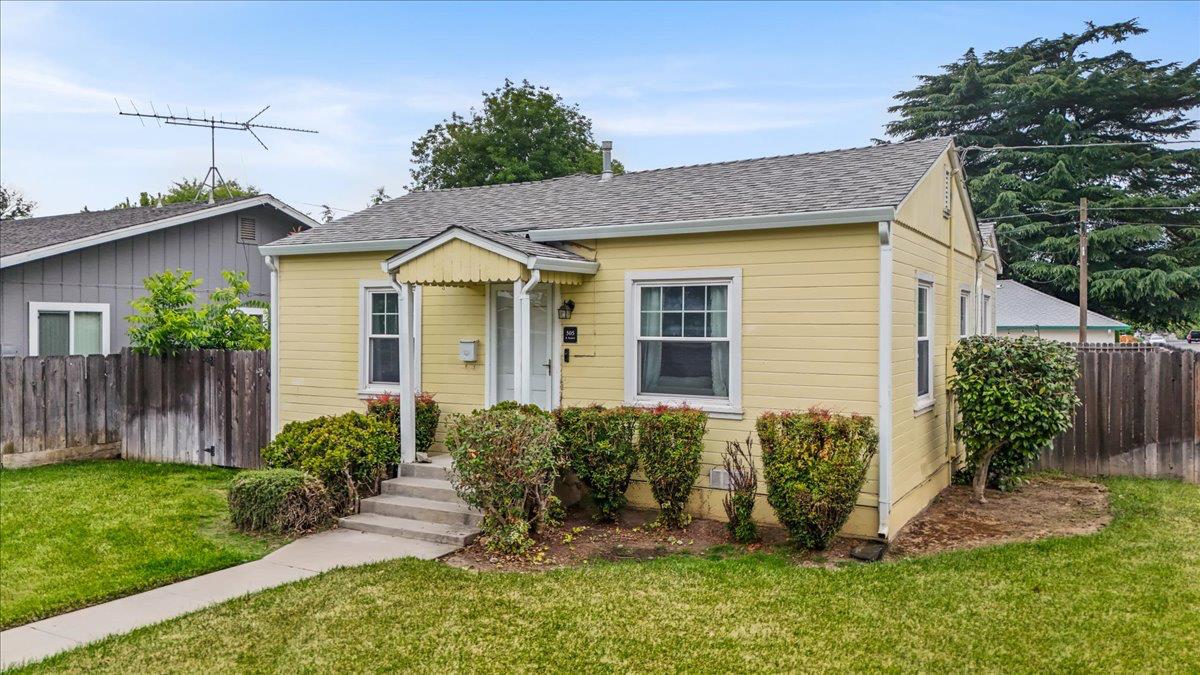 505 S Acacia Ave, Ripon, CA 95366