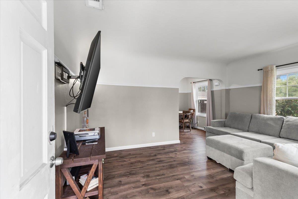 505 S Acacia Ave, Ripon, CA 95366