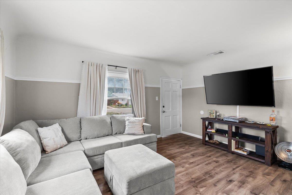 505 S Acacia Ave, Ripon, CA 95366