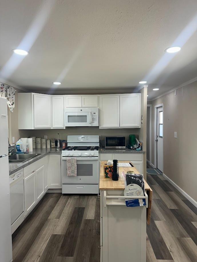 2240 Golden Oak Ln #73, Merced, CA 95341