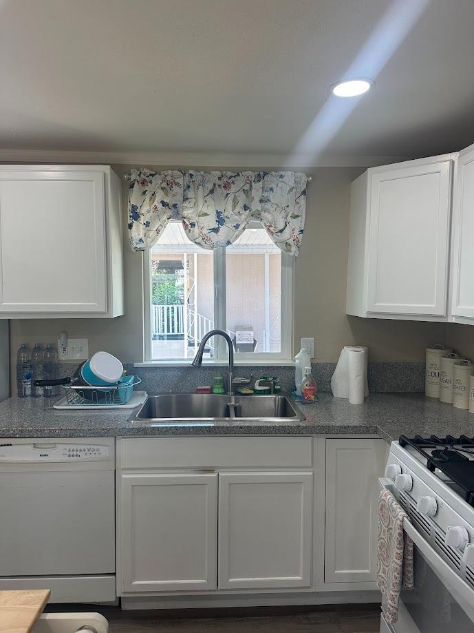 2240 Golden Oak Ln #73, Merced, CA 95341