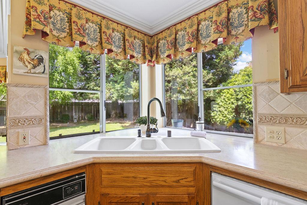 2035 Sconyers Ct, Turlock, CA 95382