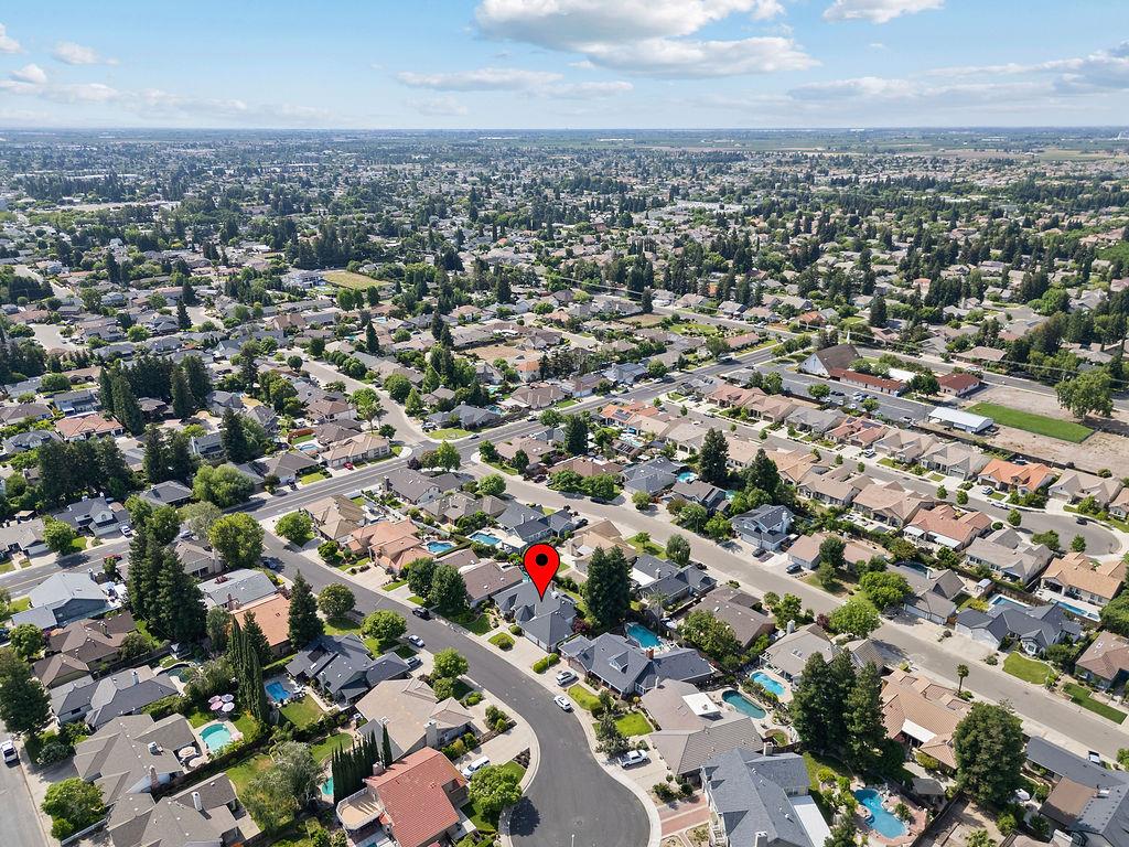 2035 Sconyers Ct, Turlock, CA 95382