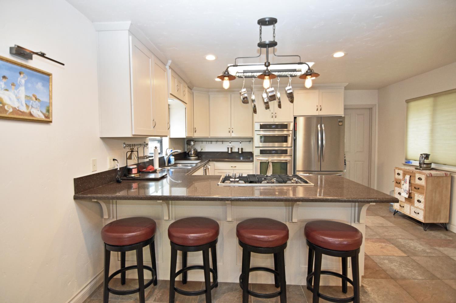 145 Andrews Ct, Turlock, CA 95380
