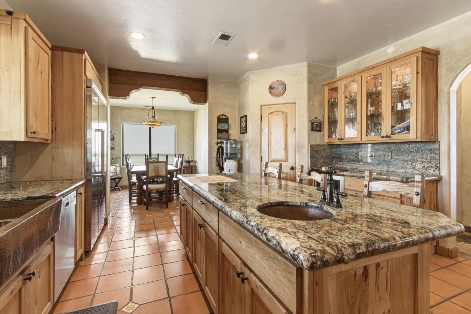 14963 Moraga Rd, Los Banos, CA 93635
