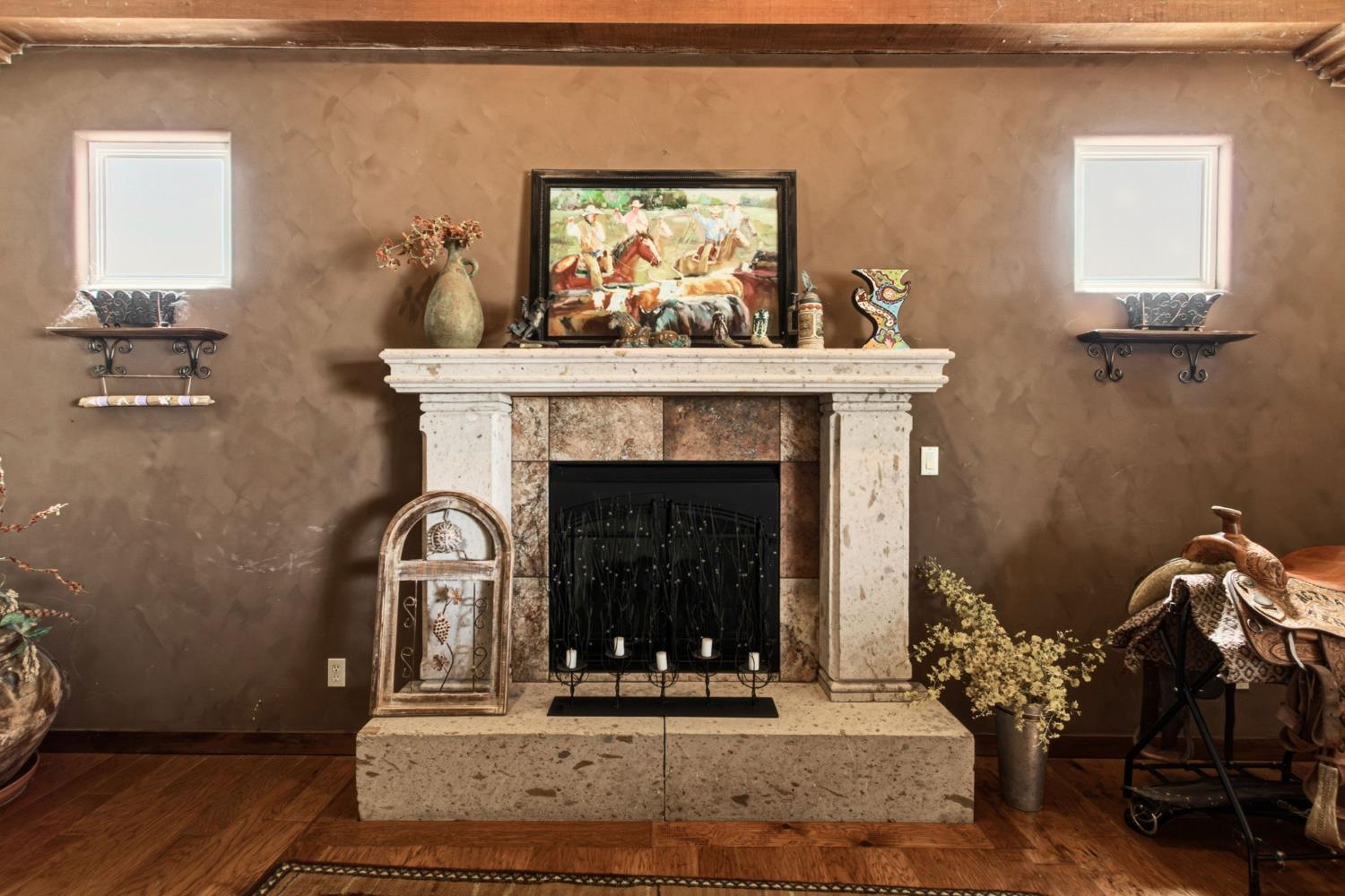 14963 Moraga Rd, Los Banos, CA 93635