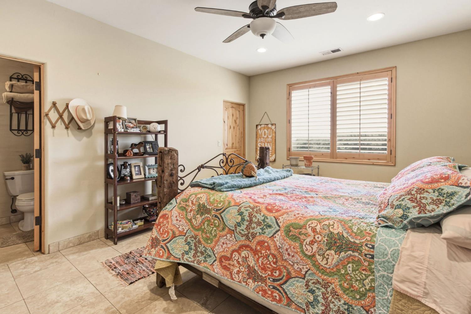 14963 Moraga Rd, Los Banos, CA 93635