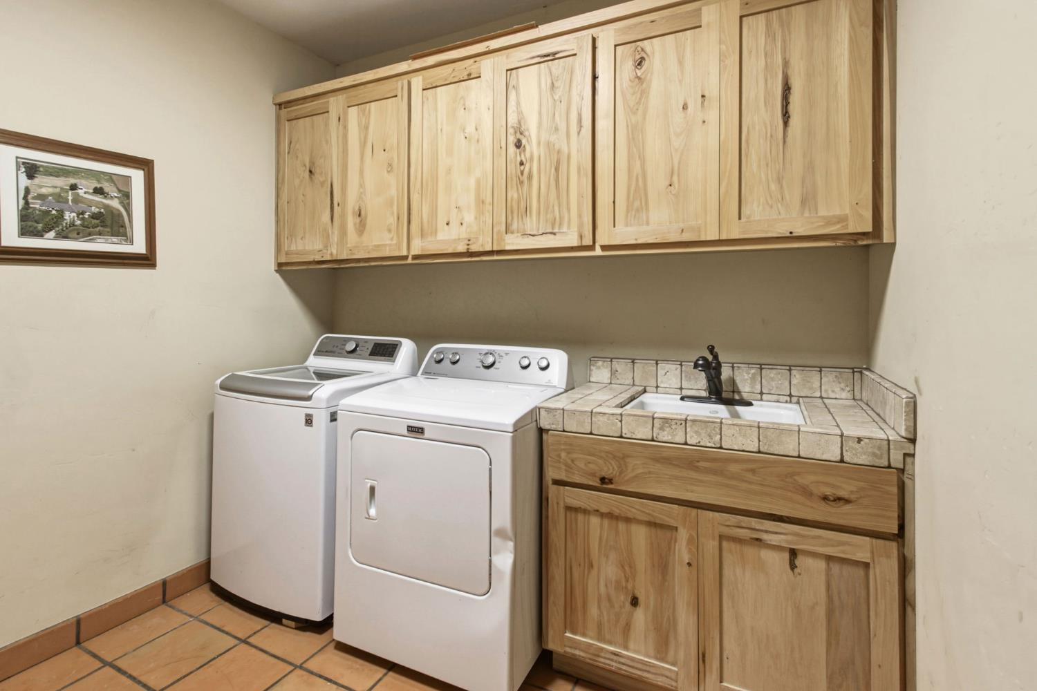 14963 Moraga Rd, Los Banos, CA 93635