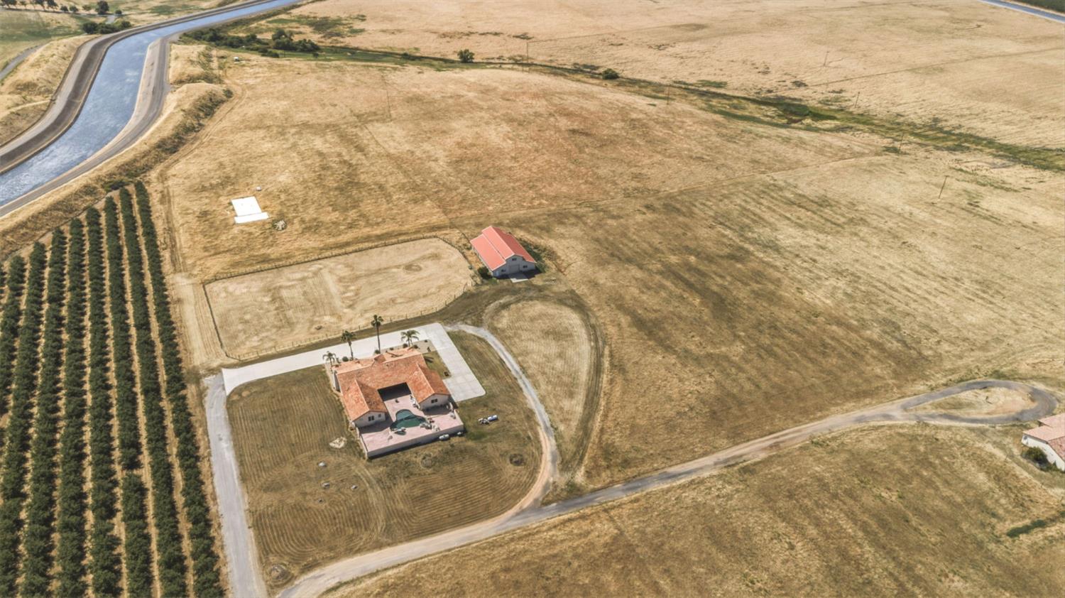14963 Moraga Rd, Los Banos, CA 93635