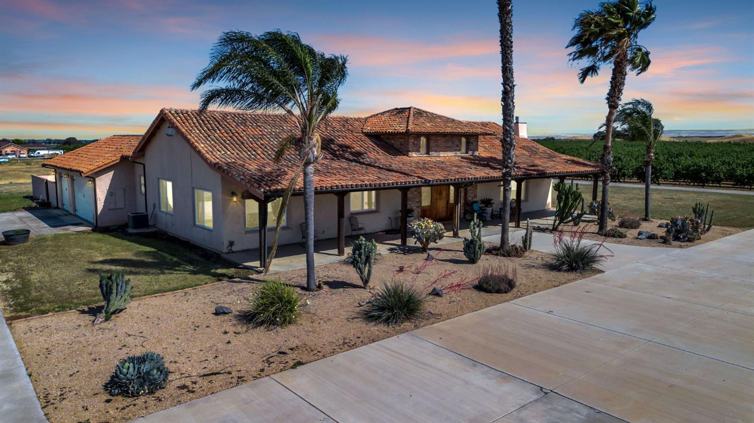 14963 Moraga Rd, Los Banos, CA 93635
