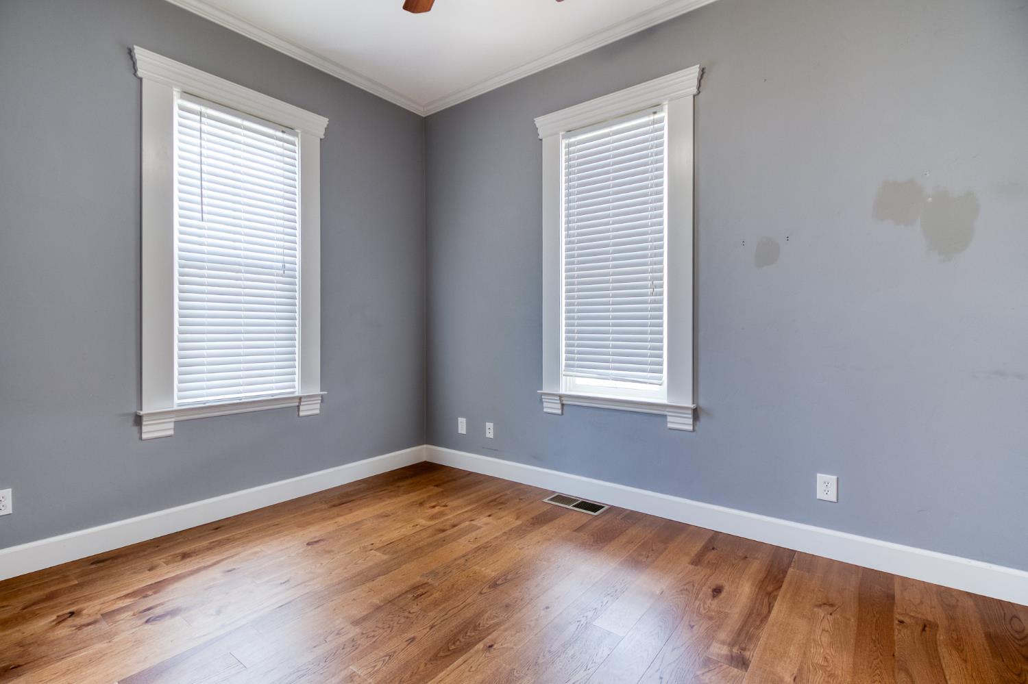 253 N 1st Ave, Oakdale, CA 95361