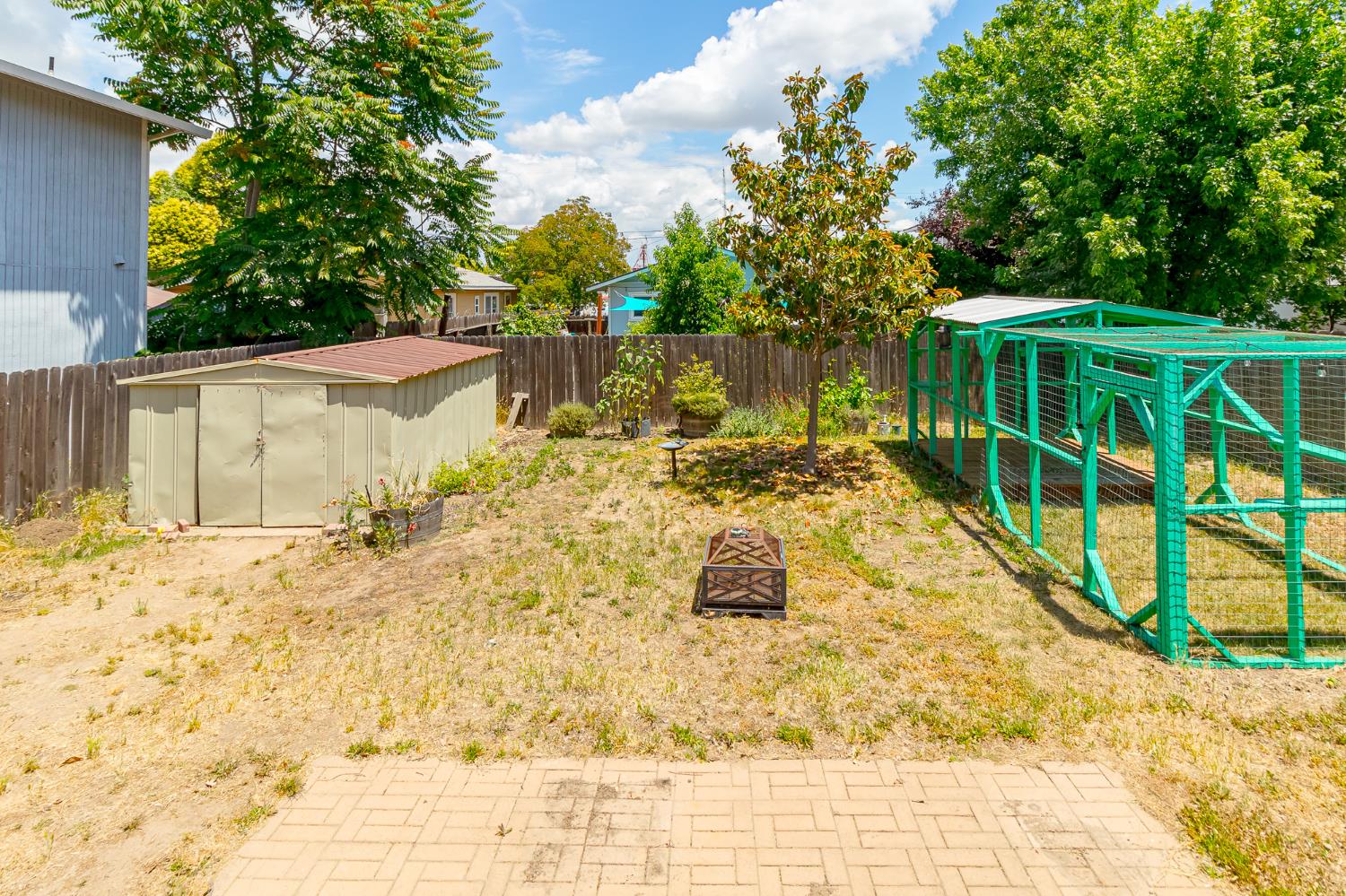 253 N 1st Ave, Oakdale, CA 95361