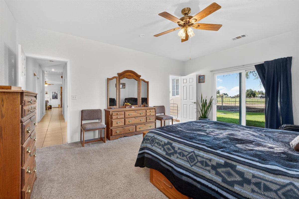 29765 E Chapman Way, Escalon, CA 95320