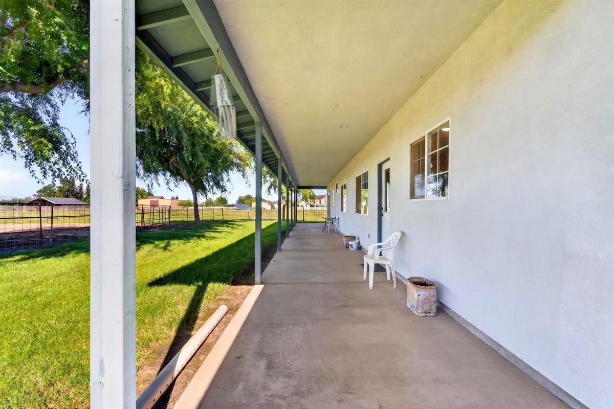 29765 E Chapman Way, Escalon, CA 95320