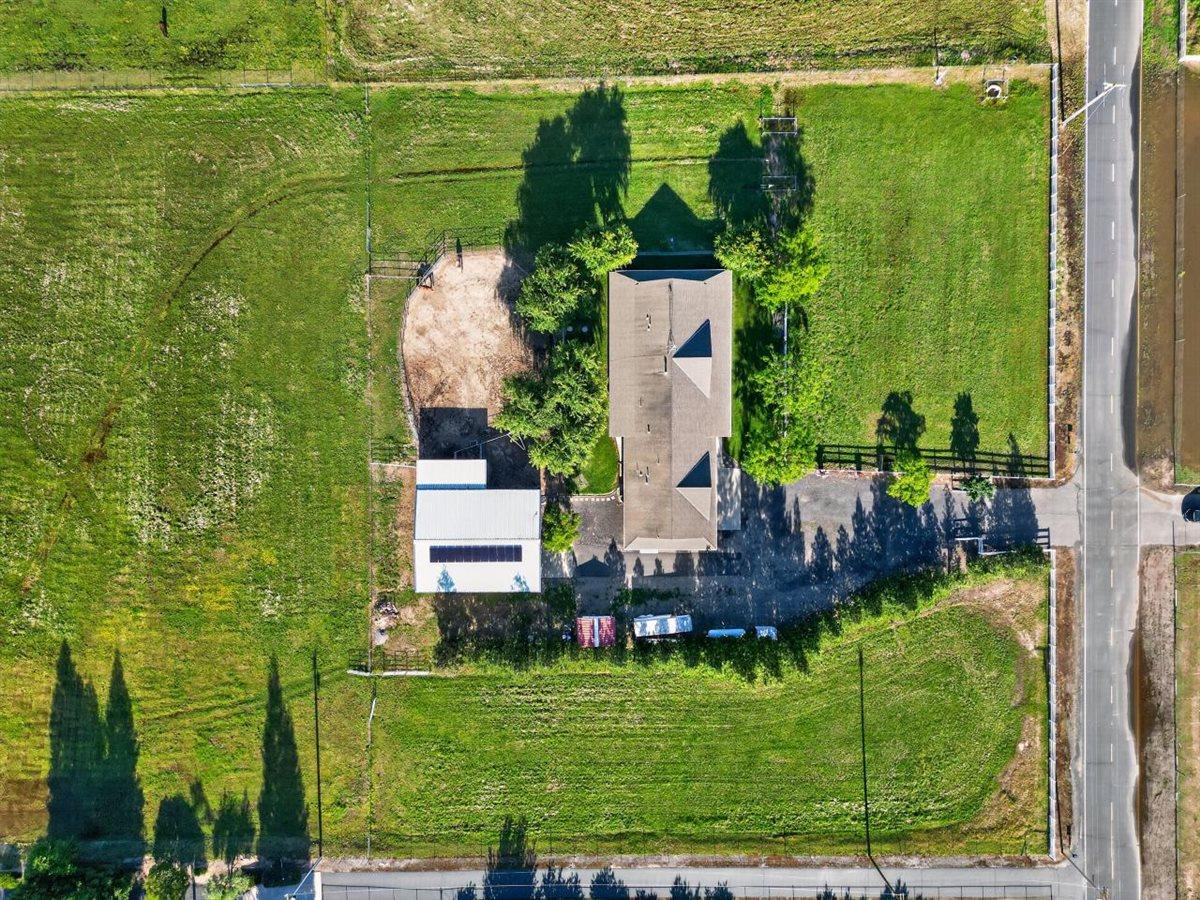 29765 E Chapman Way, Escalon, CA 95320