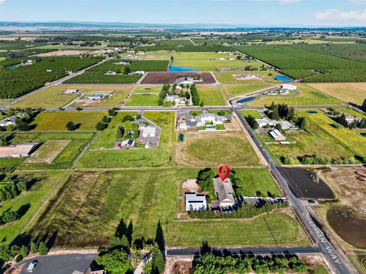 29765 E Chapman Way, Escalon, CA 95320