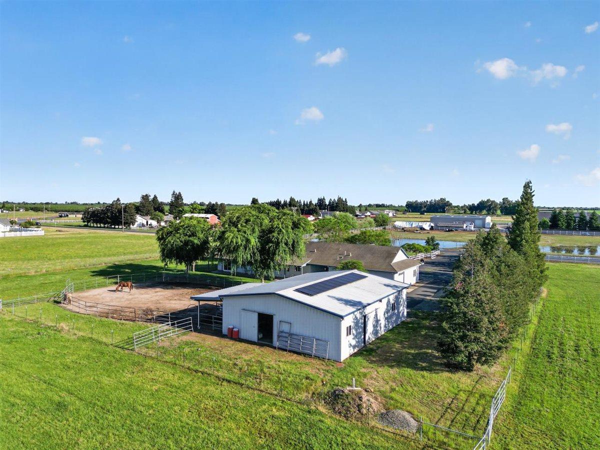 29765 E Chapman Way, Escalon, CA 95320