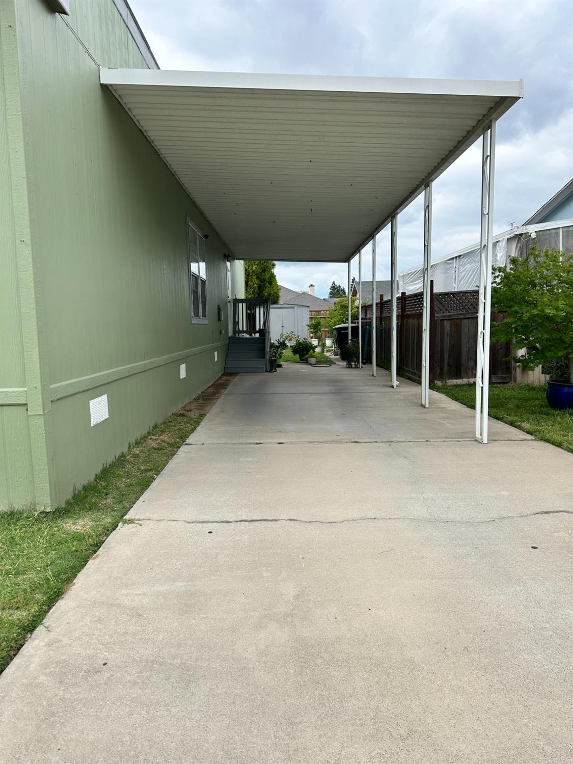 5901 Newbrook Dr #73, Riverbank, CA 95367