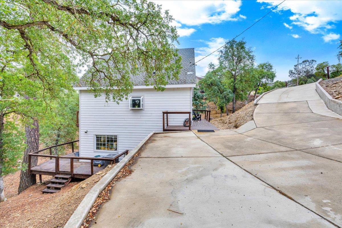 4589 Tomahawk Trail, Copperopolis, CA 95228