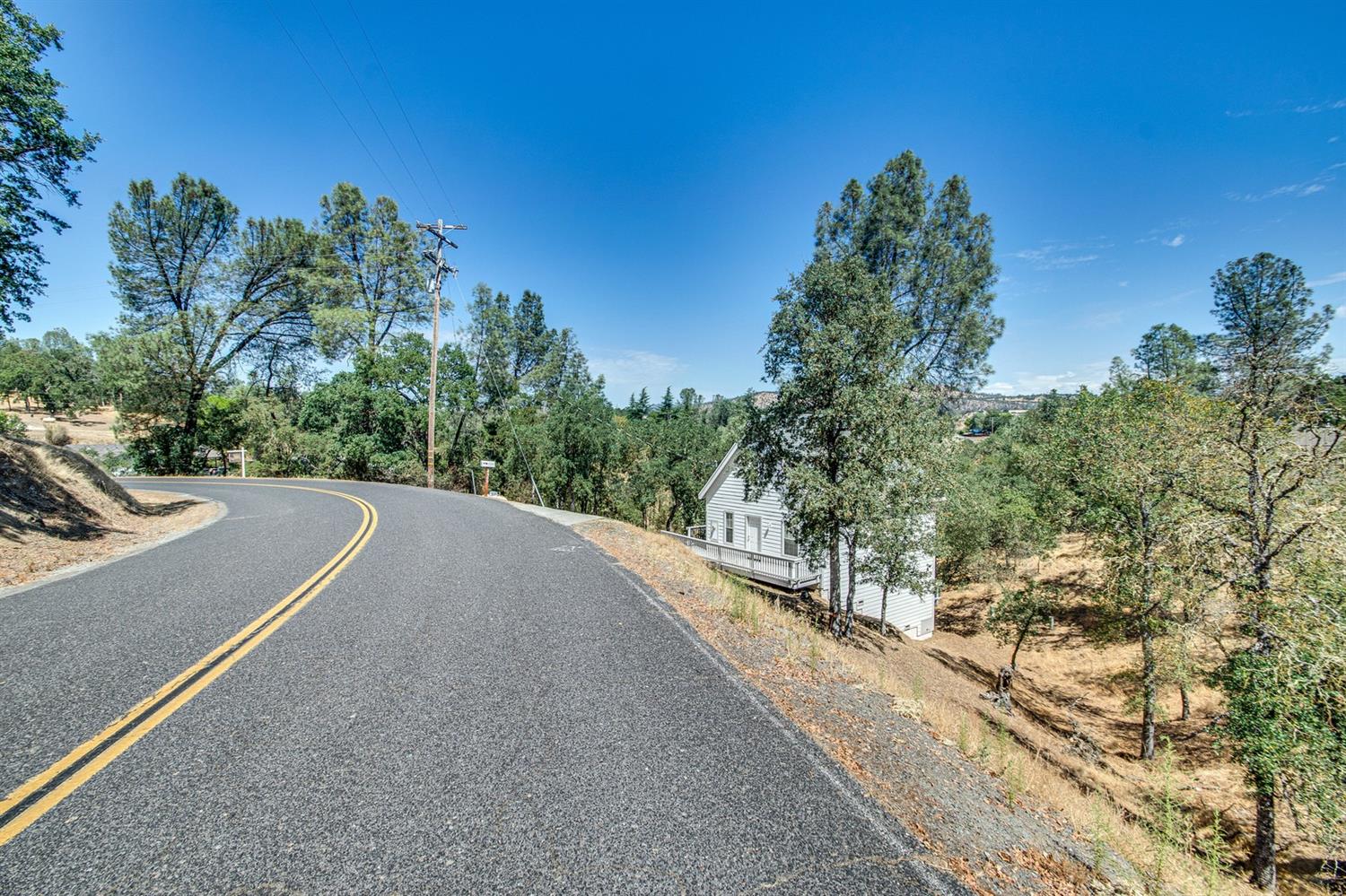4589 Tomahawk Trail, Copperopolis, CA 95228