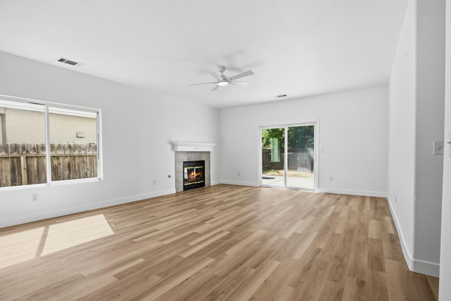 2210 Birchwood Ct, Merced, CA 95341