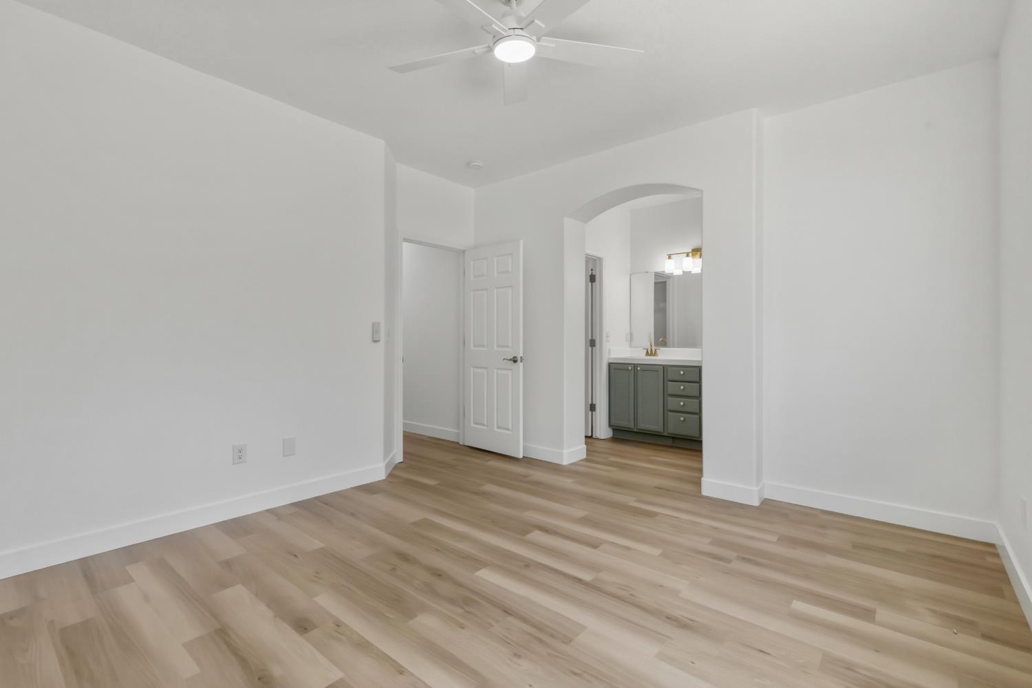 2210 Birchwood Ct, Merced, CA 95341