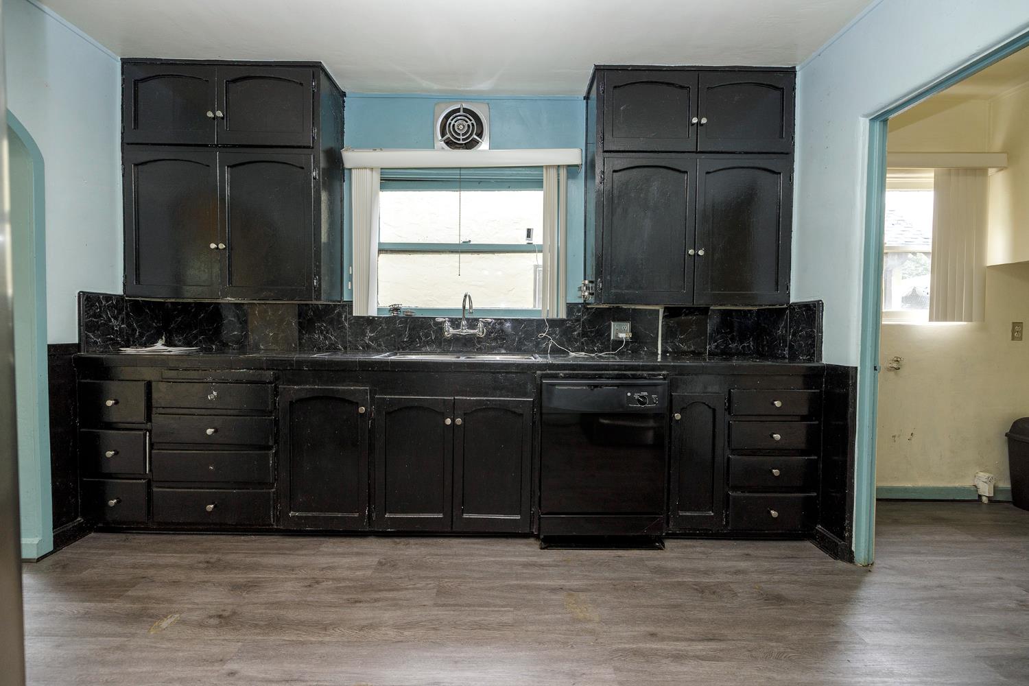 421 Myrtle Ave, Modesto, CA 95350