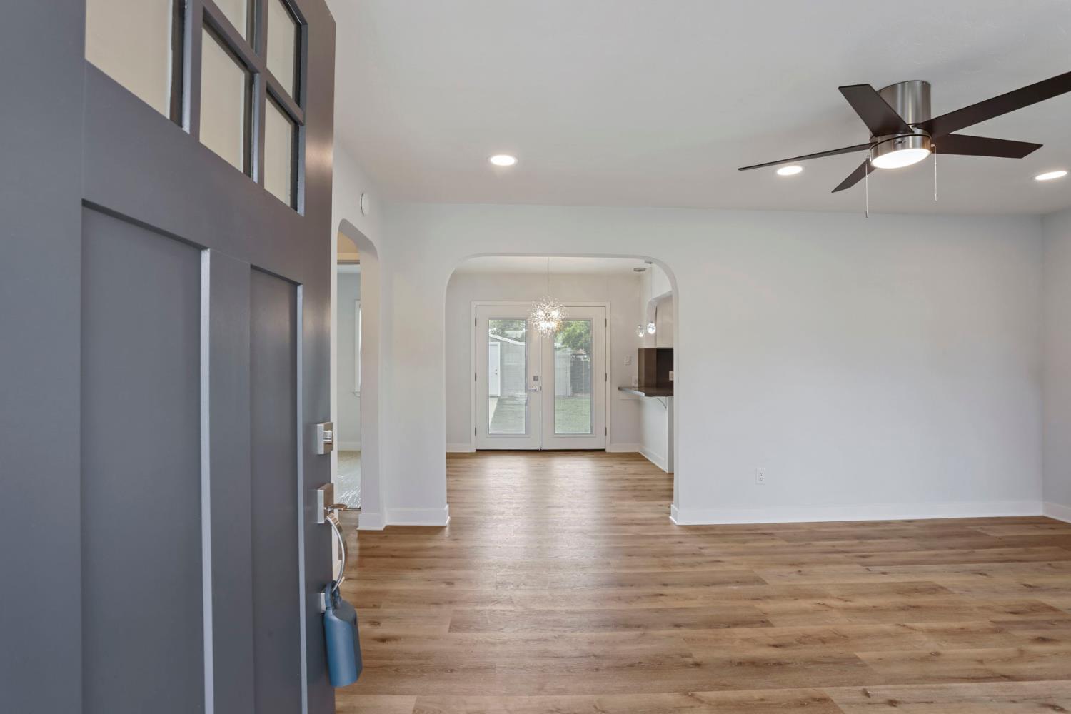 1834 Maria Ct, Modesto, CA 95354