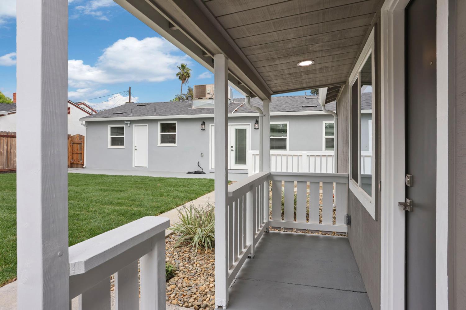 1834 Maria Ct, Modesto, CA 95354