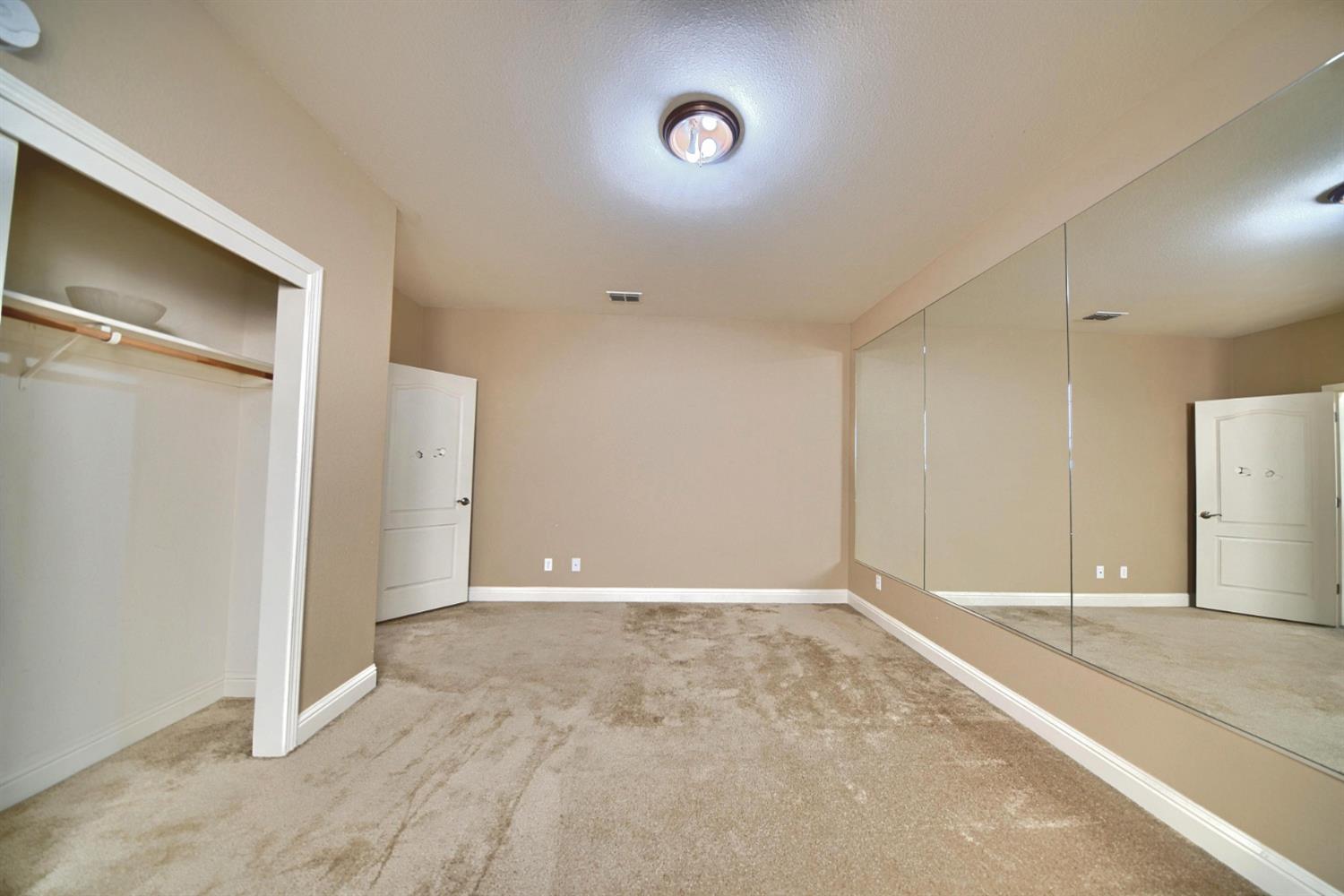 2153 Saddlebrook Ln, Oakdale, CA 95361