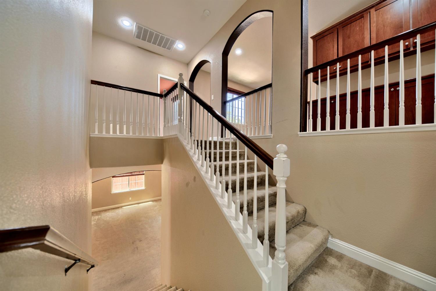 2153 Saddlebrook Ln, Oakdale, CA 95361