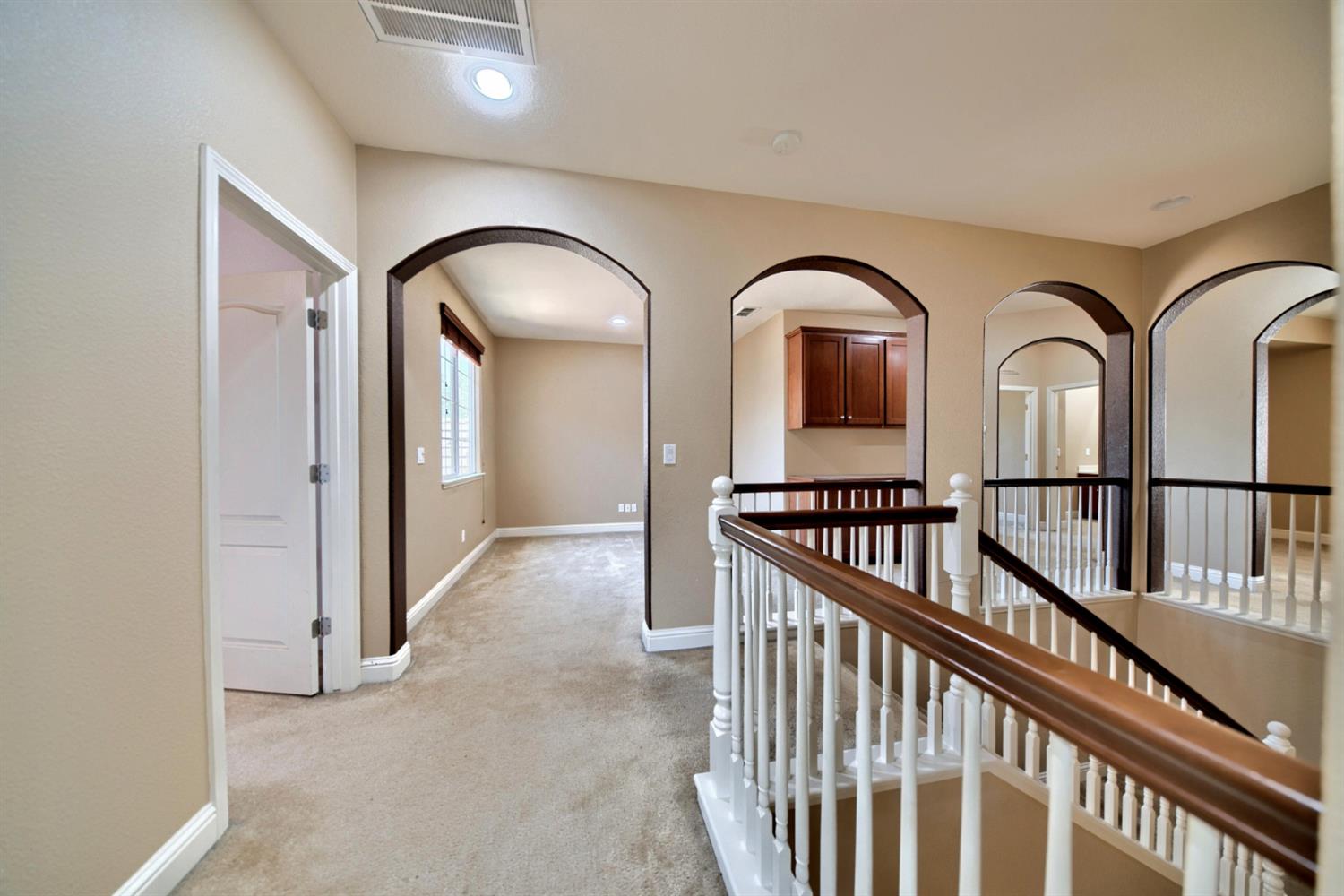 2153 Saddlebrook Ln, Oakdale, CA 95361