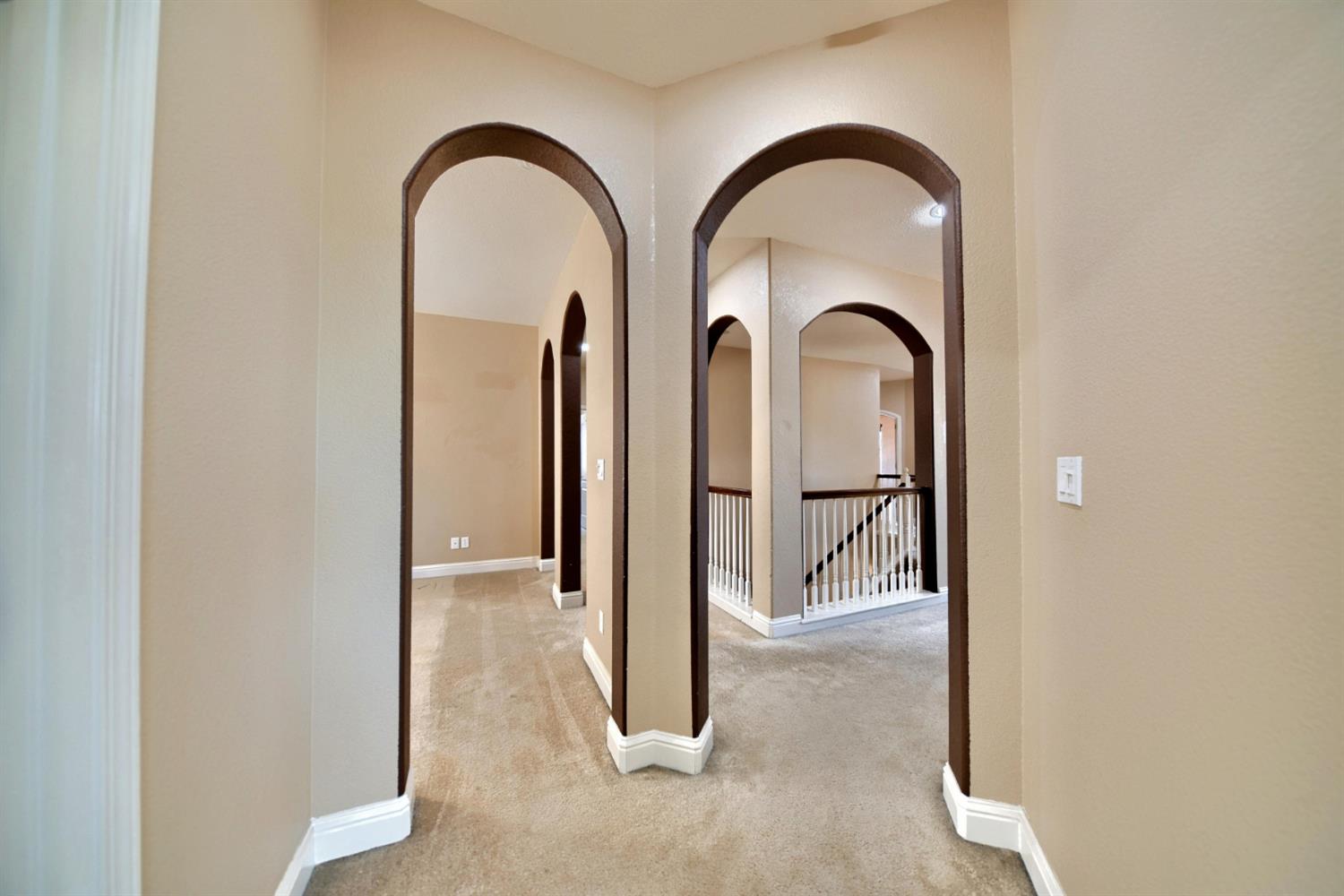2153 Saddlebrook Ln, Oakdale, CA 95361