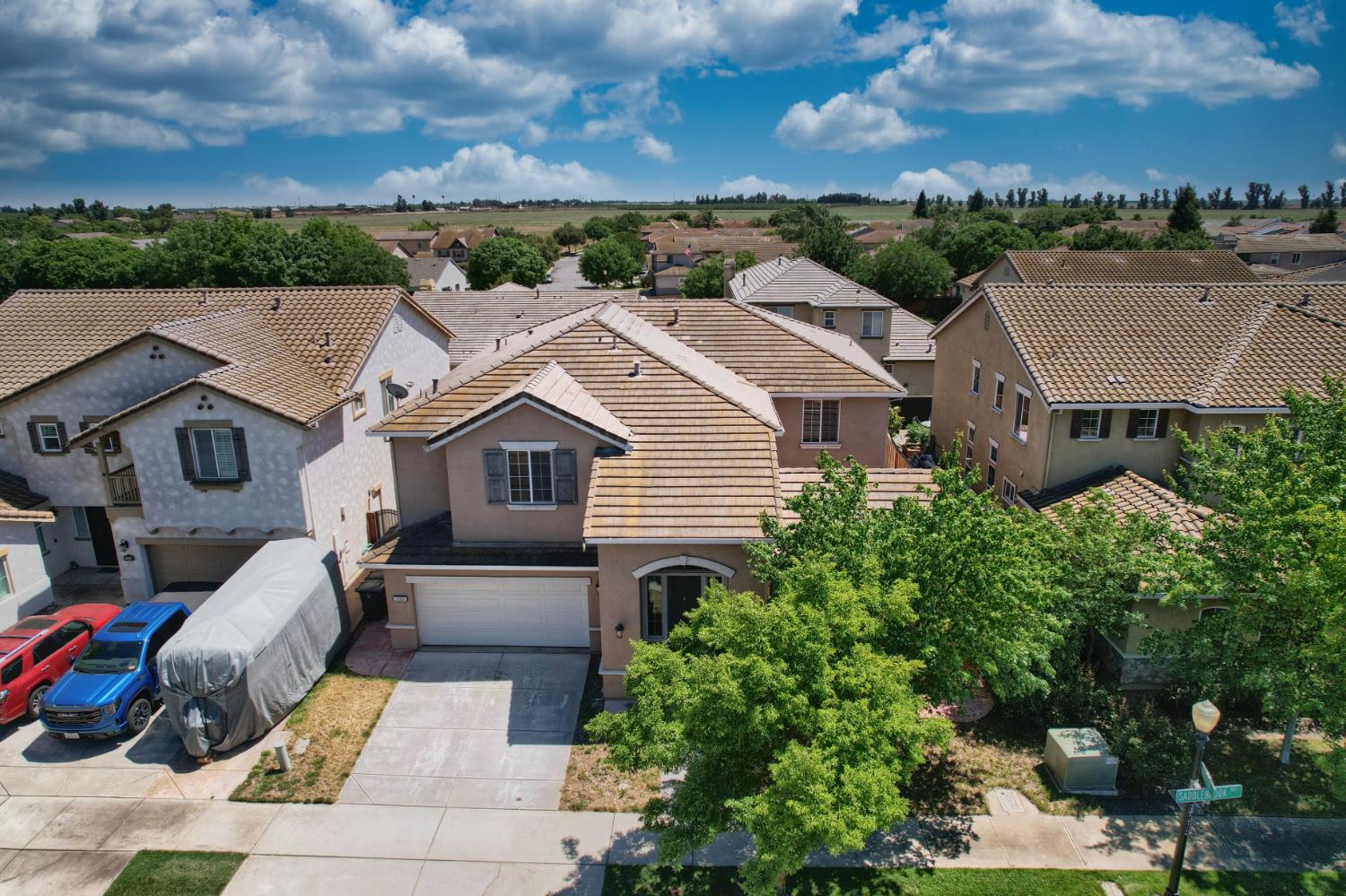 2153 Saddlebrook Ln, Oakdale, CA 95361