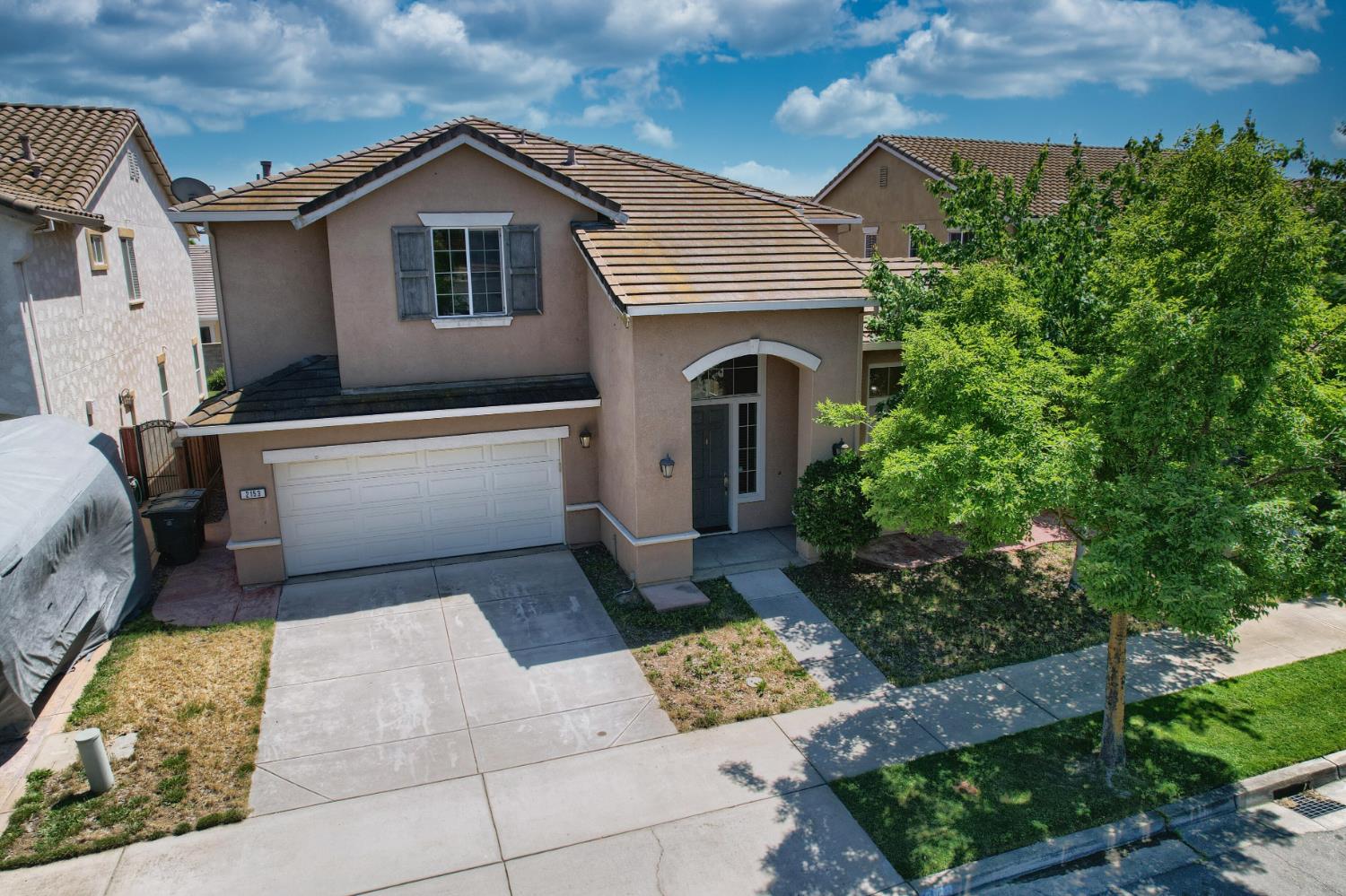 2153 Saddlebrook Ln, Oakdale, CA 95361