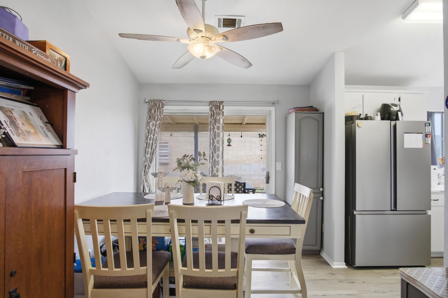 2536 Courtney Ct, Riverbank, CA 95367