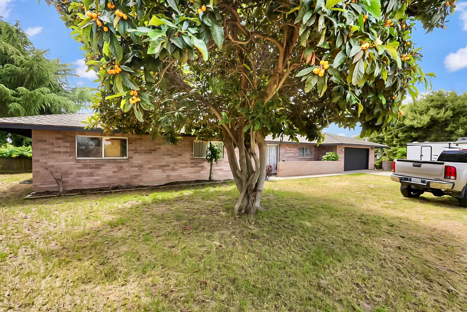 7119 Mercedes Ave, Winton, CA 95388
