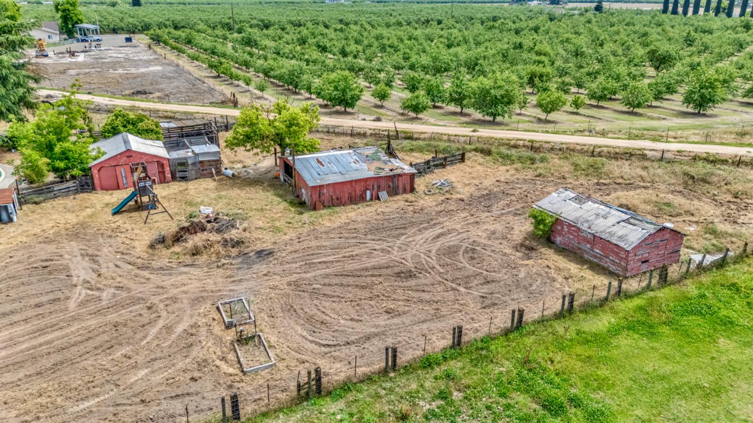 7119 Mercedes Ave, Winton, CA 95388