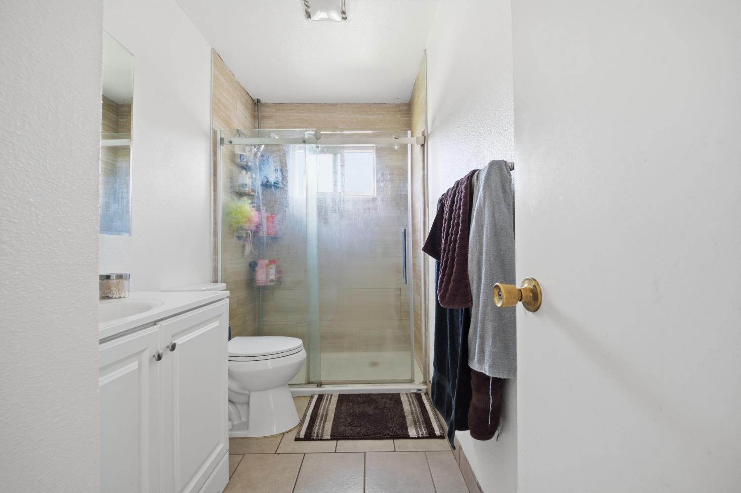 2250 Emerson Ave, Merced, CA 95341