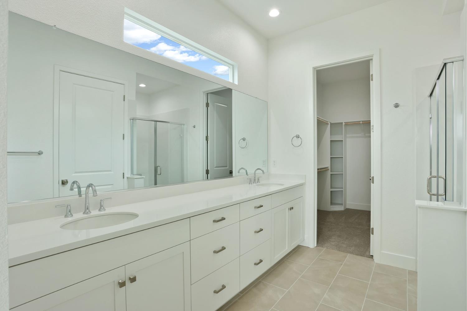 484 Vinal Dr, Manteca, CA 95337