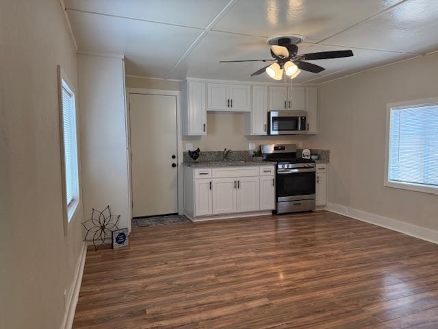 9569 Phelan Cir, Delhi, CA 95315